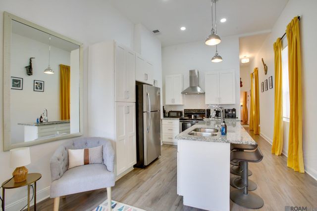 813 Jackson Ave, New Orleans, LA 70130