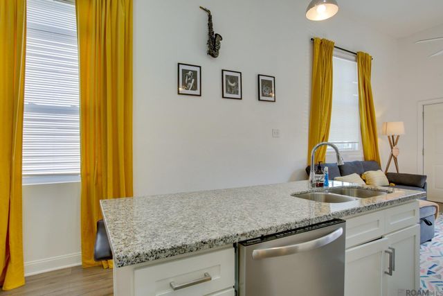 813 Jackson Ave, New Orleans, LA 70130