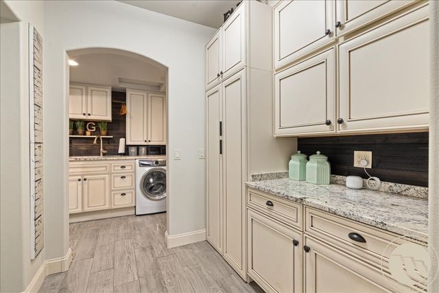 1215 Vineyard Way, Billings, MT 59106