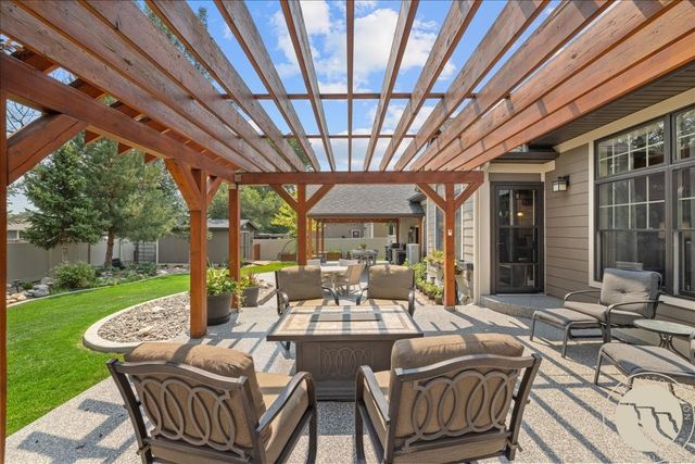 1215 Vineyard Way, Billings, MT 59106