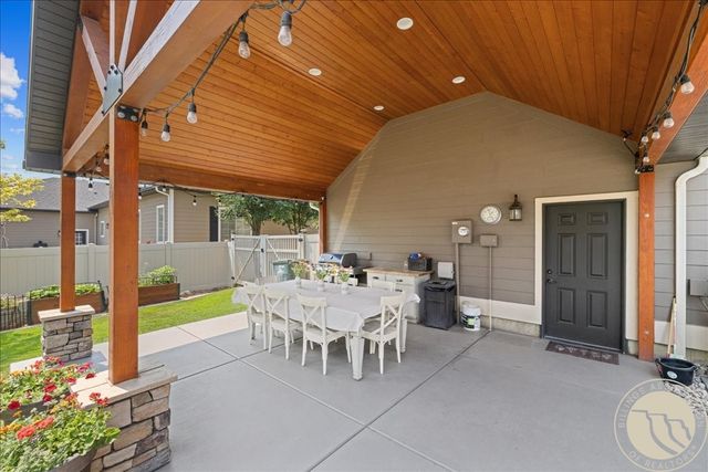1215 Vineyard Way, Billings, MT 59106