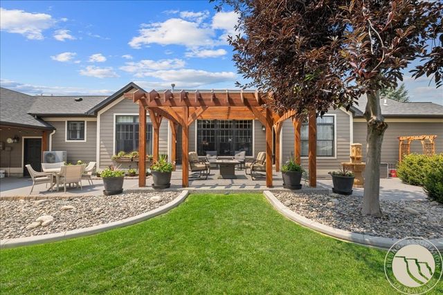 1215 Vineyard Way, Billings, MT 59106