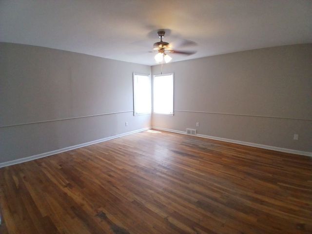 1970 NELLIE RD, Memphis, TN 38116