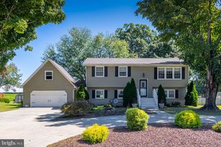 44 LENAPE DR, Pennsville, NJ 08070