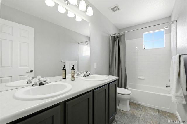 21986 E Oberlin Place, Aurora, CO 80018