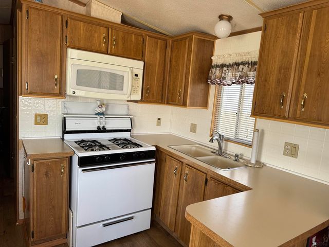 13697 E 49 Ln, Yuma, AZ 85367