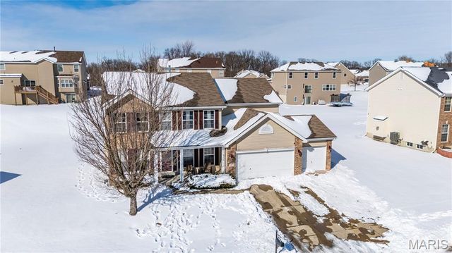 3851 Riverside Pointe Drive, Hazelwood, MO 63034