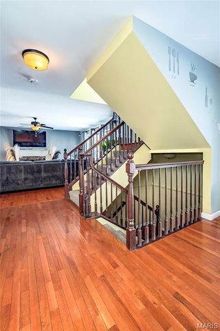 3851 Riverside Pointe Drive, Hazelwood, MO 63034