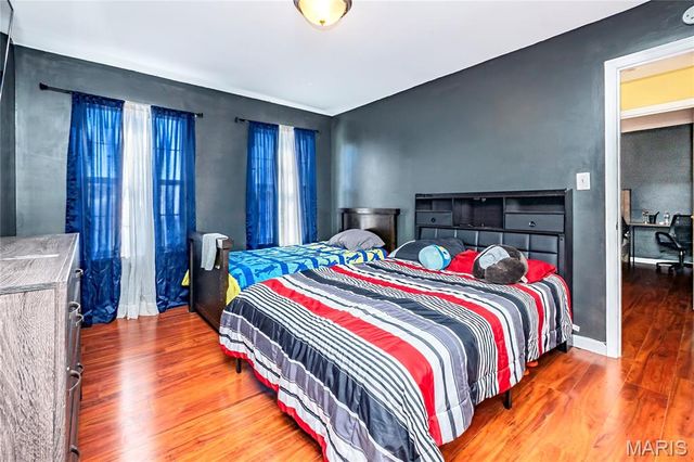 3851 Riverside Pointe Drive, Hazelwood, MO 63034