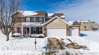 3851 Riverside Pointe Drive, Hazelwood, MO 63034