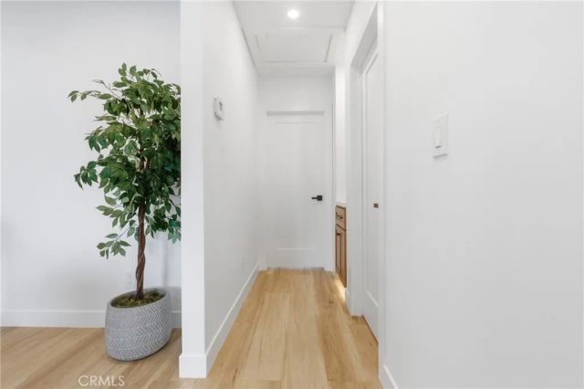 3330 Delaware Avenue, Santa Monica, CA 90404