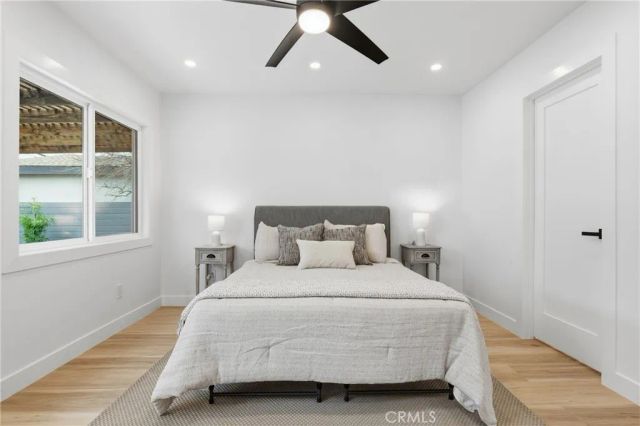 3330 Delaware Avenue, Santa Monica, CA 90404