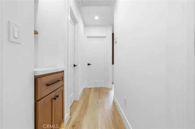 3330 Delaware Avenue, Santa Monica, CA 90404