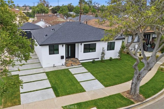 3330 Delaware Avenue, Santa Monica, CA 90404