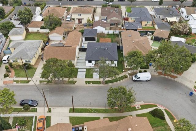 3330 Delaware Avenue, Santa Monica, CA 90404