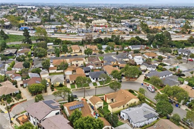 3330 Delaware Avenue, Santa Monica, CA 90404