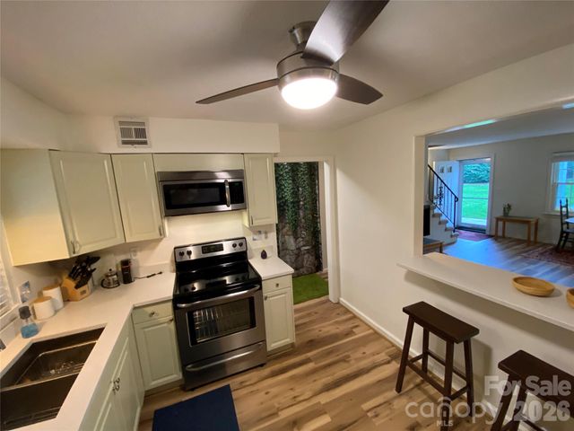 101 Boyd Drive 2C, Flat Rock, NC 28731