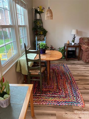 101 Boyd Drive 2C, Flat Rock, NC 28731