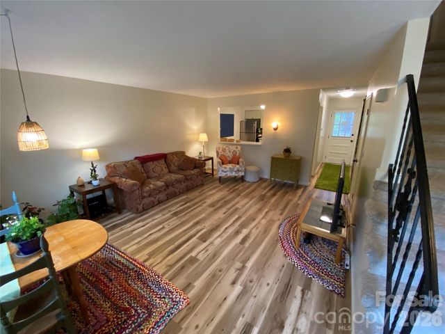 101 Boyd Drive 2C, Flat Rock, NC 28731