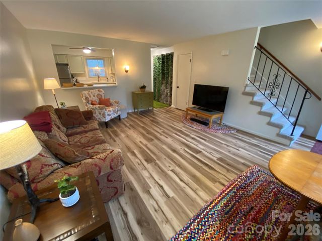 101 Boyd Drive 2C, Flat Rock, NC 28731