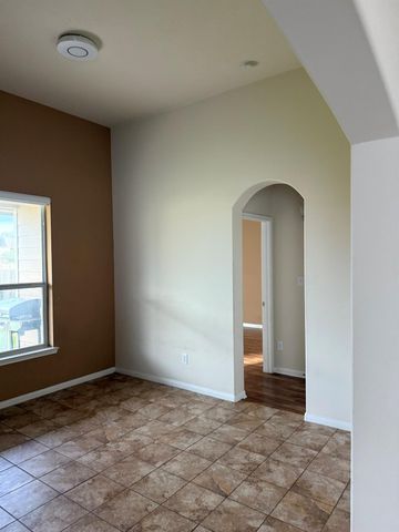 1818 Sonoma Breeze Drive, Houston, TX 77049