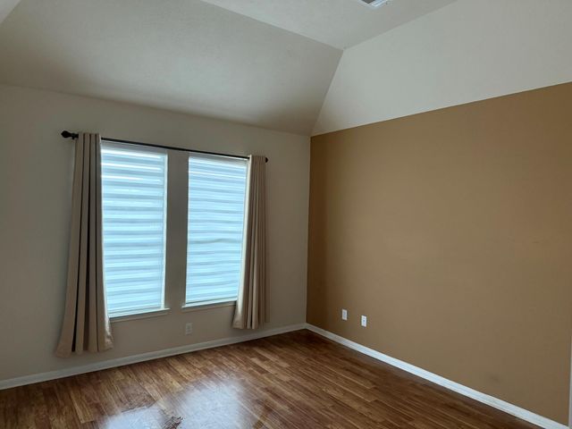 1818 Sonoma Breeze Drive, Houston, TX 77049