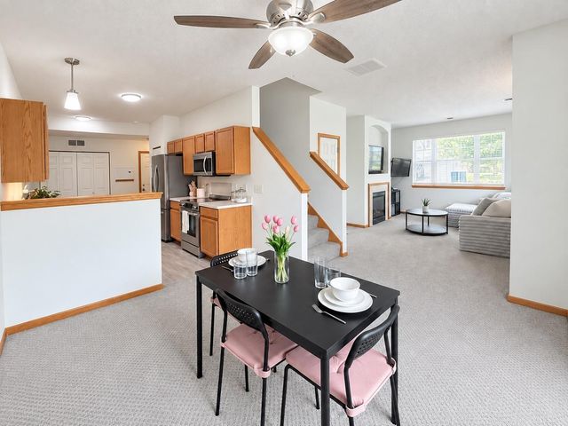 11193 204th Street W 201, Lakeville, MN 55044