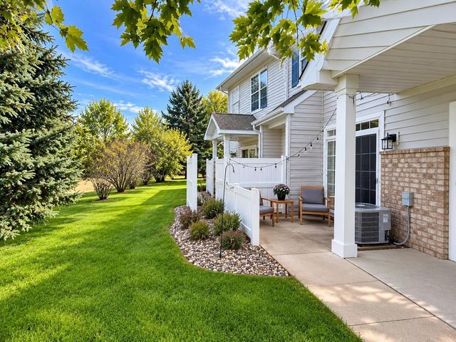 11193 204th Street W 201, Lakeville, MN 55044