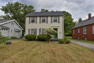 522 Parkcliffe Avenue, Youngstown, OH 44511