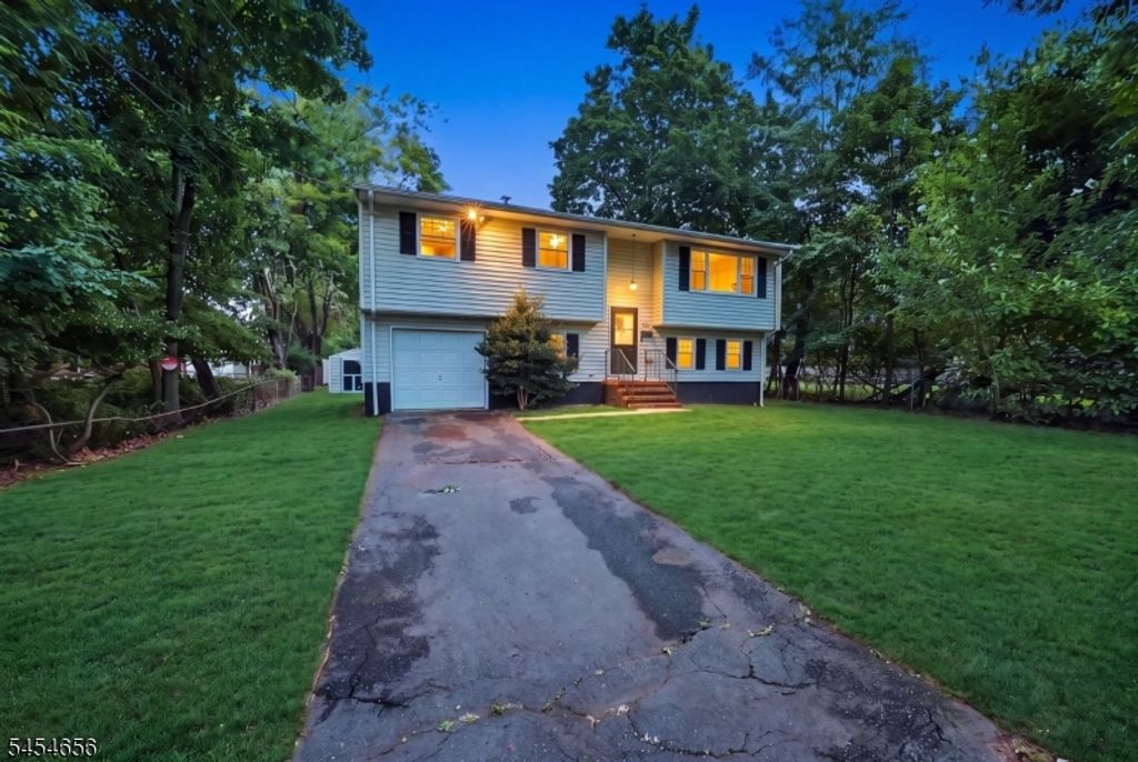 1315 Irving St, South Plainfield Boro, NJ 07080 — photo 3