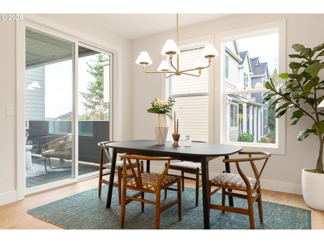 2885 Nw 114TH Ter, Portland, OR 97229