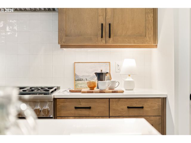 2885 Nw 114TH Ter, Portland, OR 97229