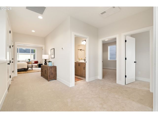 2885 Nw 114TH Ter, Portland, OR 97229