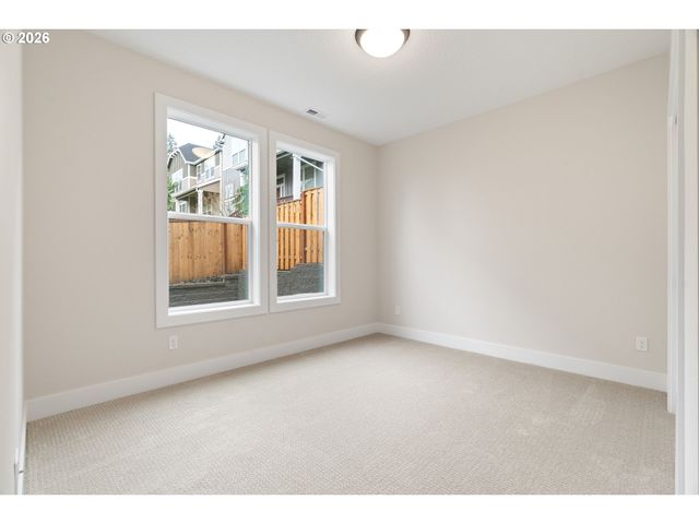 2885 Nw 114TH Ter, Portland, OR 97229