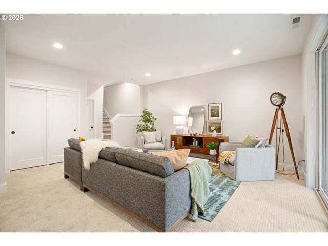 2885 Nw 114TH Ter, Portland, OR 97229