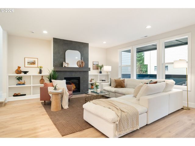 2885 Nw 114TH Ter, Portland, OR 97229