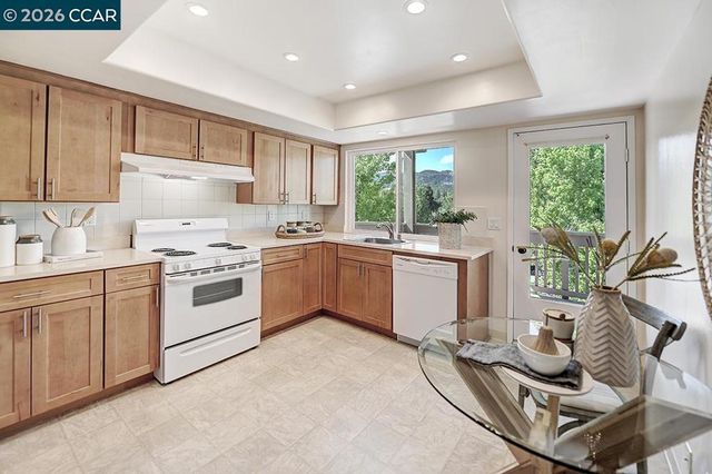 2175 Cactus Ct 1, Walnut Creek, CA 94595