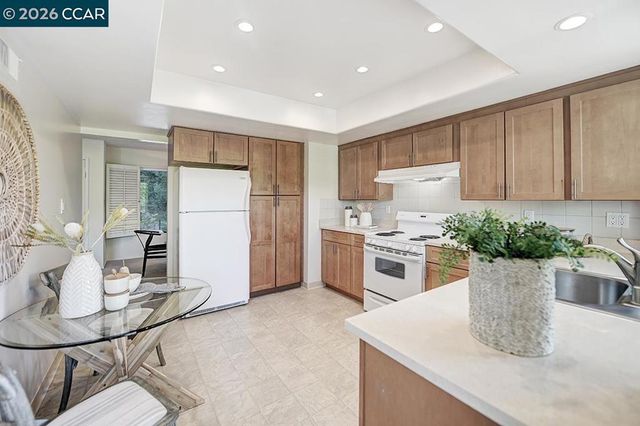 2175 Cactus Ct 1, Walnut Creek, CA 94595
