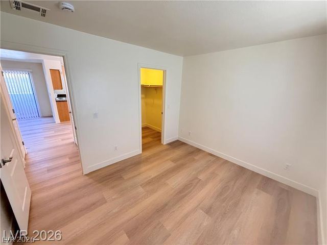 7200 Pirates Cove 2033, Las Vegas, NV 89145