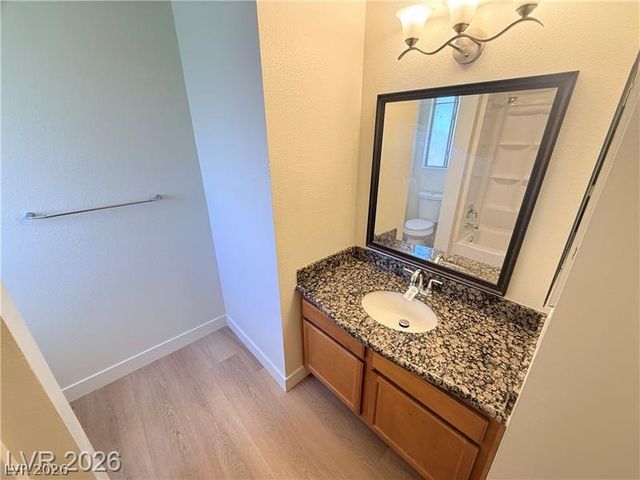 7200 Pirates Cove 2033, Las Vegas, NV 89145