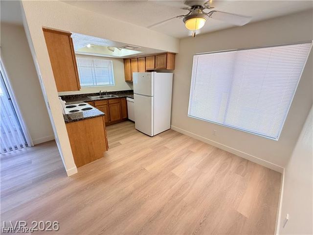 7200 Pirates Cove 2033, Las Vegas, NV 89145