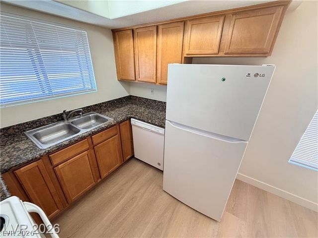 7200 Pirates Cove 2033, Las Vegas, NV 89145