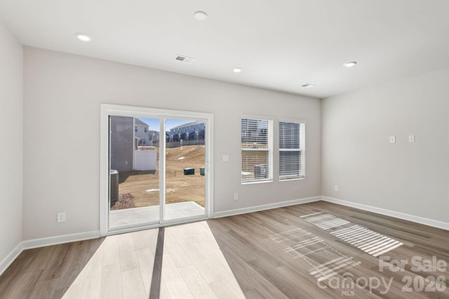 9012 Foggy Brook Loop, Charlotte, NC 28216