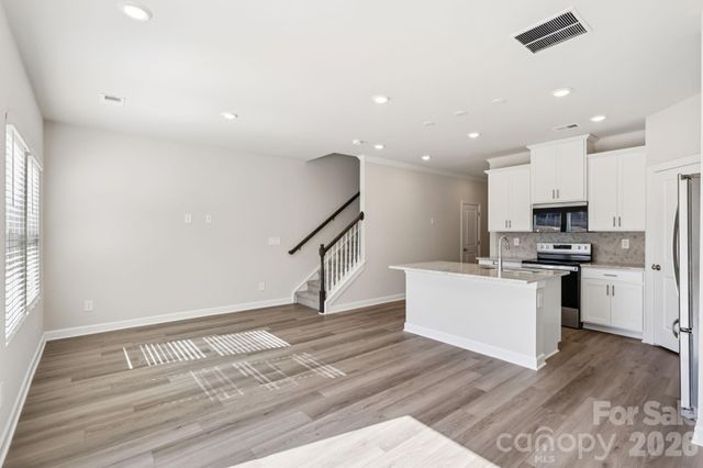 9012 Foggy Brook Loop, Charlotte, NC 28216