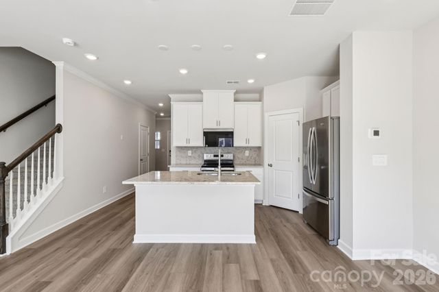 9012 Foggy Brook Loop, Charlotte, NC 28216