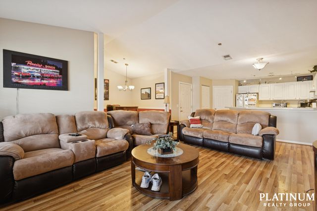 3075 Poplar Creek Drive SE 303, Grand Rapids, MI 49512