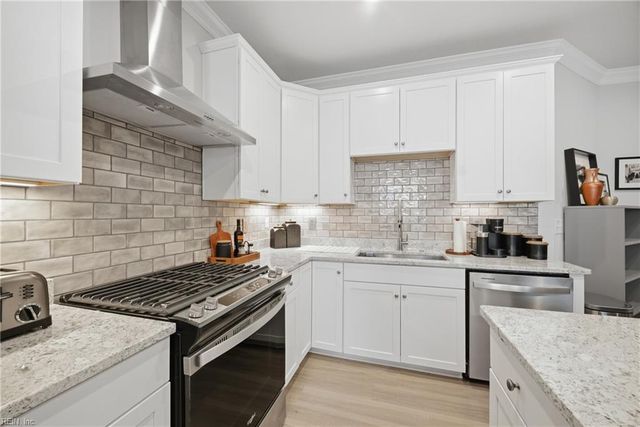 421 Life Tree TRL, Chesapeake, VA 23323