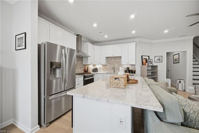 421 Life Tree TRL, Chesapeake, VA 23323