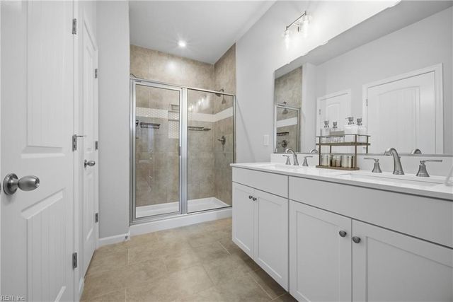 421 Life Tree TRL, Chesapeake, VA 23323