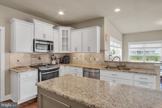 47 COUNTRY SIDE DRIVE, Carlisle, PA 17013